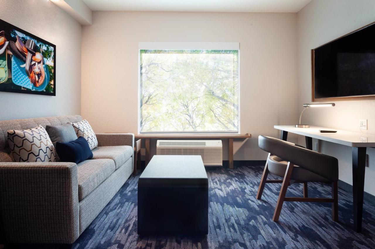 Fairfield Inn & Suites By Marriott Wellington-West Palm Beach Экстерьер фото